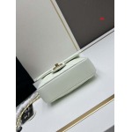 2024年8月1日新品入荷シャネルバッグ XX工場 SIZE:12.5*17*5cm