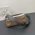 2024年8月1日新品入荷LOEWE バッグ XX工場 SIZE:25cm