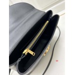 2024年8月1日新品入荷CELINE バッグ XX工場 SIZE:25.5x18.5x10