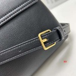 2024年8月1日新品入荷CELINE バッグ XX工場 SIZE:22x15x7cm