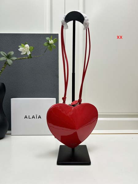 2024年8月2日新品入荷ALAIA Coeur bagバッ...