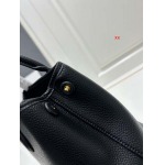 2024年8月2日新品入荷PRADA バッグ XX工場 30 x 20 x 15.5 cm: