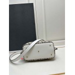 2024年8月2日新品入荷VALENTINO バッグ XX工場 SIZE :25x18x12cm