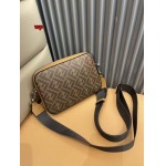 2024年高品質早秋新作入荷 FENDI バッグ wp工場size:22.15.5