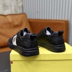 2024年8月26日秋冬新品入荷FENDI ブランドスニーカー 3工場38-44