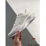 2024年8月28日秋冬新品入荷 NIKE スニーカー haoy工場