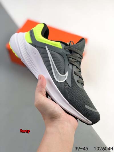 2024年8月28日秋冬新品入荷 NIKE スニーカー ha...