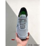 2024年8月28日秋冬新品入荷 NIKE スニーカー haoy工場