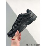 2024年8月28日秋冬新品入荷 NIKE スニーカー haoy工場