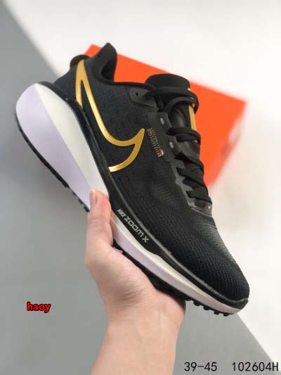 2024年8月28日秋冬新品入荷 NIKE スニーカー ha...