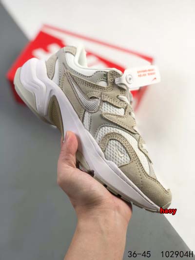 2024年8月28日秋冬新品入荷 NIKE スニーカー ha...