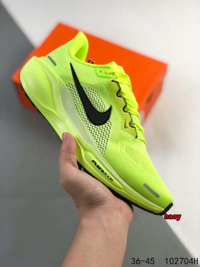 2024年8月28日秋冬新品入荷 NIKE スニーカー ha...