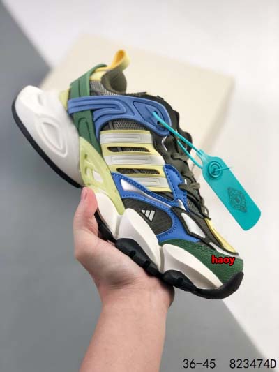 2024年8月28日秋冬新品入荷 Adidas  スニーカー...