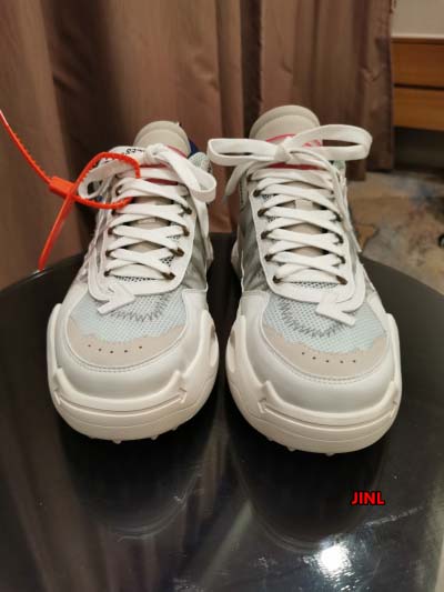 2024年8月30日秋冬新品入荷OFF WHITE スニーカ...