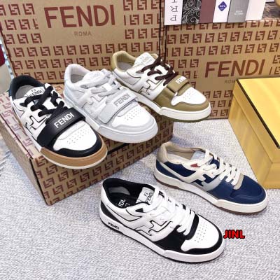 2024年8月30日秋冬新品原版復刻入荷FENDI スニーカ...