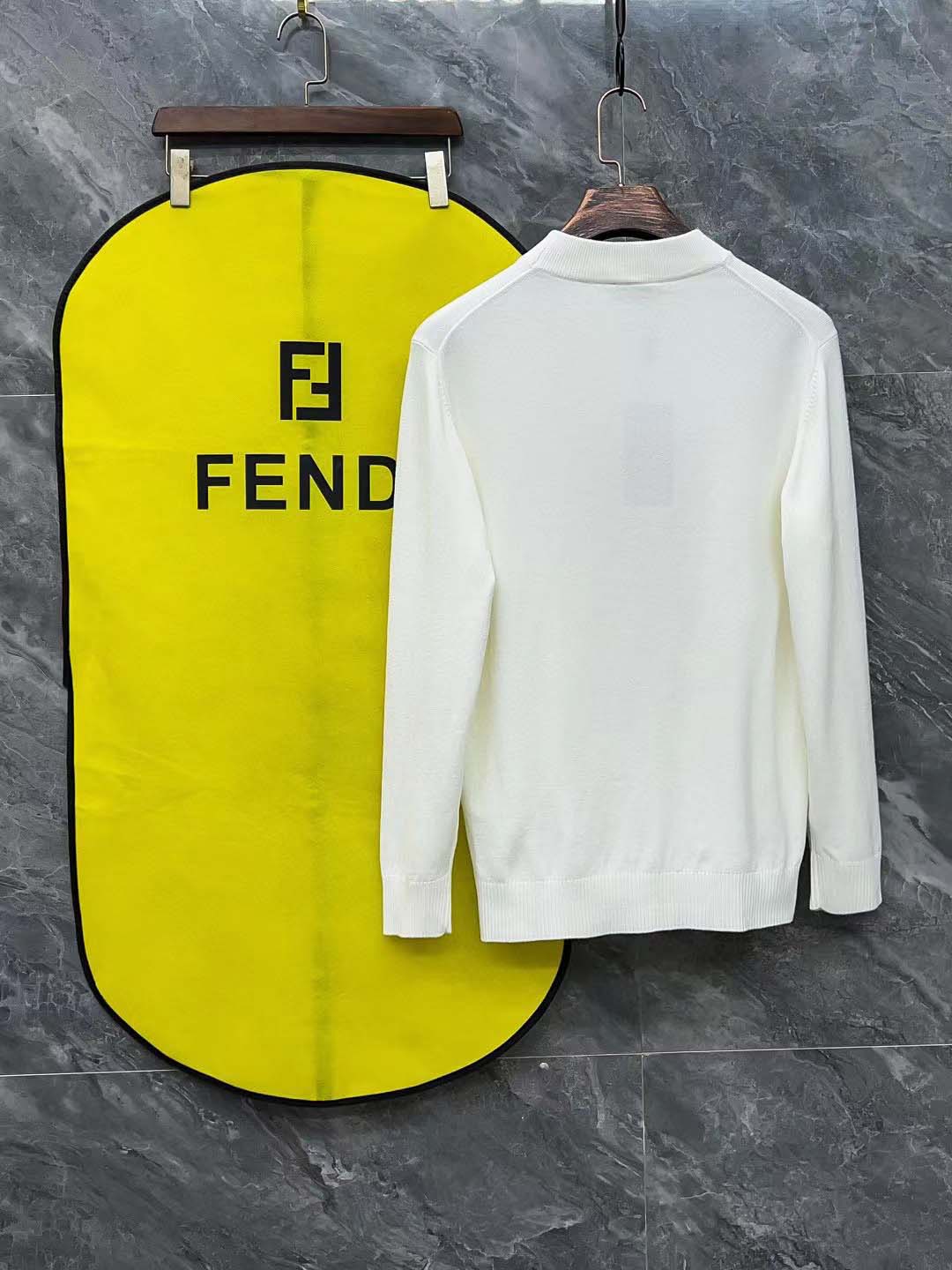 2024年9月25日早秋新品入荷FENDI セーター  DW工場