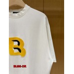 2024年9月3日早秋新品入荷バレンシアガ 半袖 Tシャツ BLGG工場