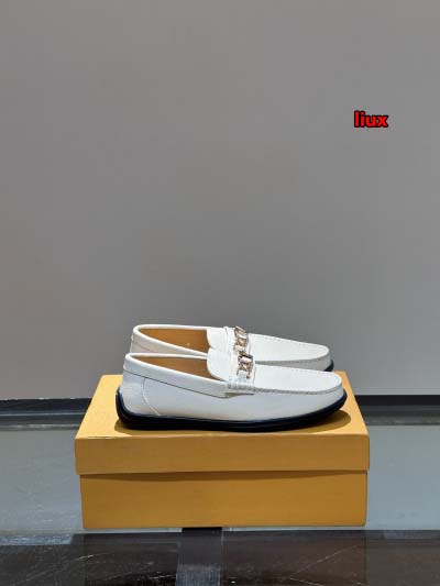 2024年9月30日早秋原版復刻新品入荷 Tod‘s  革靴...