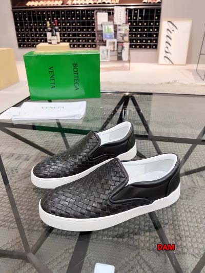 2024年10月8日早秋新品入荷Bottega Veneta スニーカー DAM工場