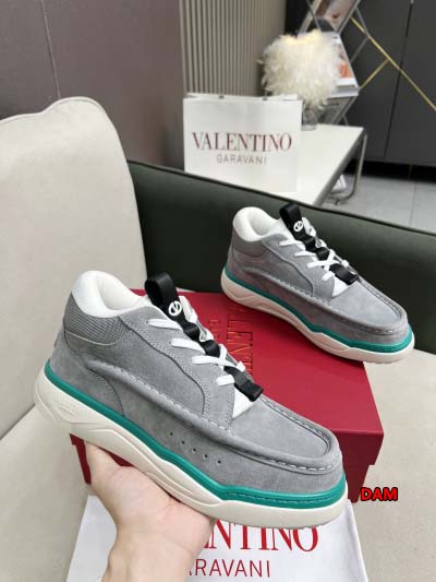 2024年10月8日早秋高品質新品入荷 VALENTINO ...