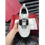 2024年10月8日早秋高品質新品入荷 VALENTINO スニーカー DAM工場