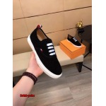 2024年10月8日早秋新品入荷 THOM BROWNE スニーカー DAM工場38-44