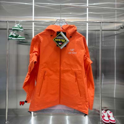 2024年10月11日秋冬新品入荷ARCTERYX 突撃衣 ...