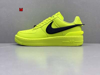 2024年10月17日秋冬新品入荷 NIKE スニーカー L...