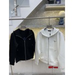 2024年10月24日秋冬高品質新品入荷 PRADA   ジップアップパーカー KNT工場