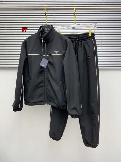 2024年10月28日秋冬新品入荷 PRADA  上下セット...