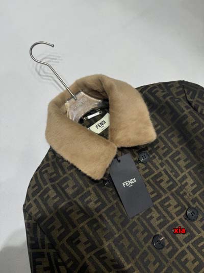 2024年11月6日秋冬新品入荷FENDI 綿入れの服ジャケットアウターxia 工場