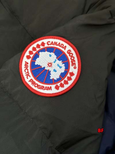 2024年11月18日秋冬高品質新品入荷  Canada Goose ダウンジャケットBF工場