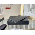 2024年11月1日秋冬新品入荷PRADA 財布 カードパック zhy工場