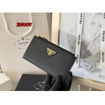 2024年11月1日秋冬新品入荷PRADA 財布 カードパック zhy工場