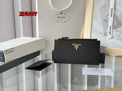 2024年11月1日秋冬新品入荷PRADA 財布 カードパッ...