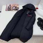 2024年11月5日秋冬新品入荷PRADA綿入れの服アウターxia 工場