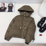 2024年11月6日秋冬新品入荷PRADA 綿入れの服ジャケットアウターxia 工場