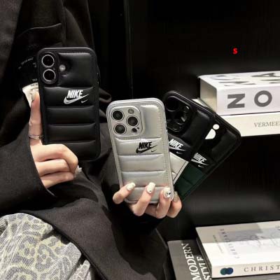 2024年11月11日新作NIKE Iphoneケース全機種...