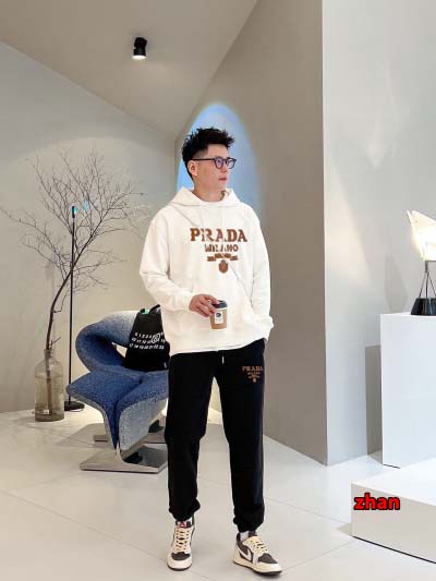 2024年11月26日秋冬新品入荷PRADA 上下セット z...