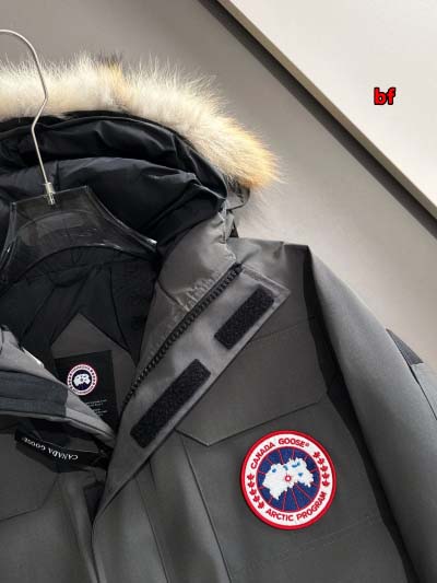 2024年12月4日秋冬高品質新品入荷 Canada Goose ダウンジャケット BF工場