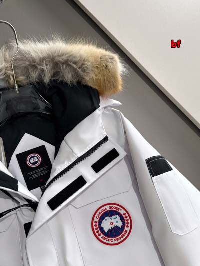 2024年12月4日秋冬高品質新品入荷 Canada Goose ダウンジャケット BF工場