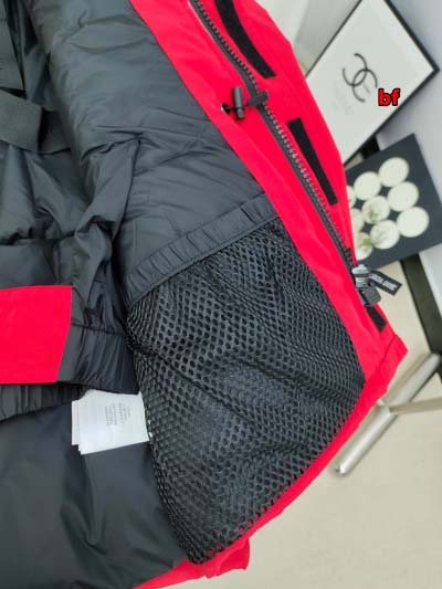 2024年12月4日秋冬高品質新品入荷 Canada Goose ダウンジャケット BF工場