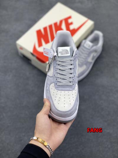 2024年12月20日秋冬新作入荷 NIKE スニーカー FANG工場