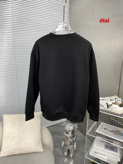 2024年12月26日入荷秋冬新品 PRADA スウェット dtai工場