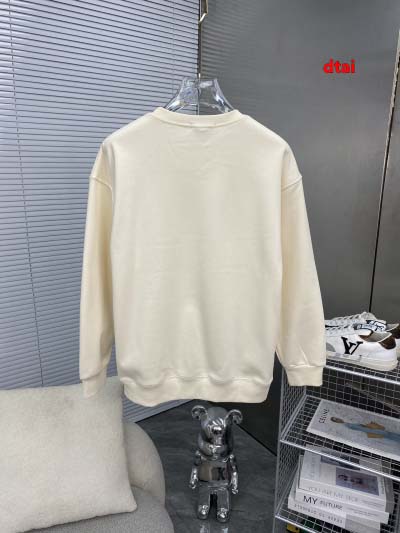 2024年12月26日入荷秋冬新品 PRADA  スウェット dtai工場