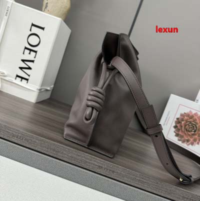 2025年早春新品入荷 LOEWE 本革 バッグ lexun工場Size:30*24.5*10.5cm