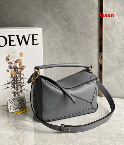 2025年早春新品入荷 LOEWE 本革 バッグ lexun工場size:24*10*14cm