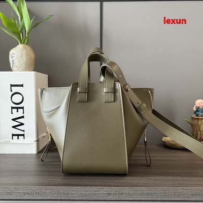 2025年早春新品入荷 LOEWE 本革 バッグ lexun工場 size：19.5*14.5*20.8