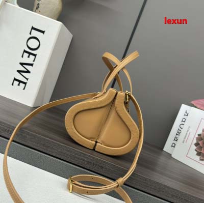 2025年早春新品入荷 LOEWE 本革 バッグ lexun工場Size:25*13*15CM