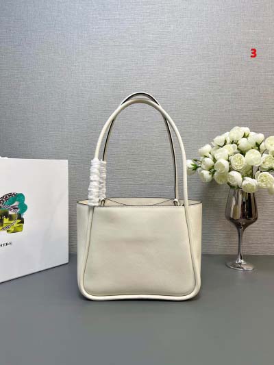 2025年早春高品質新品入荷 PRADA  バッグ 3工場